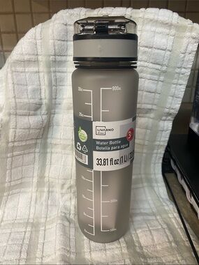 Livarno 33.81 oz Water Bottle
